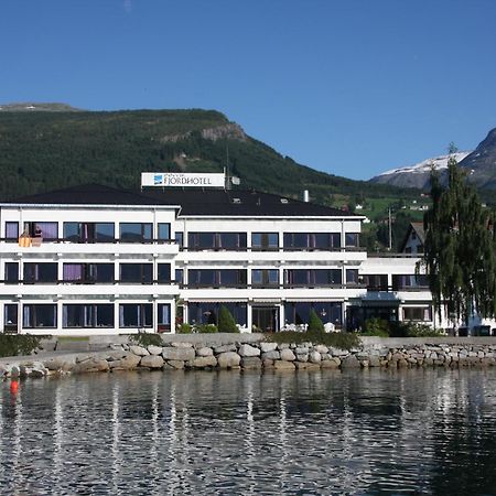 Innvik Fjordhotell Exteriér fotografie