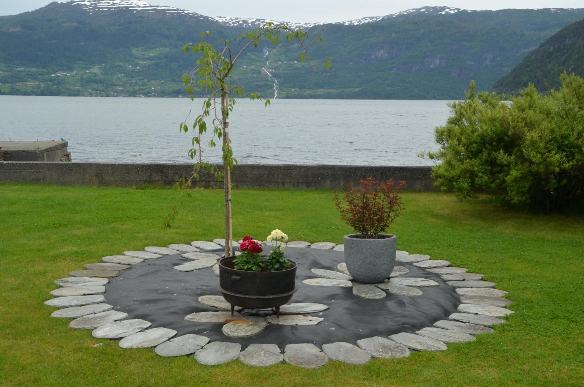 Innvik Fjordhotell Exteriér fotografie